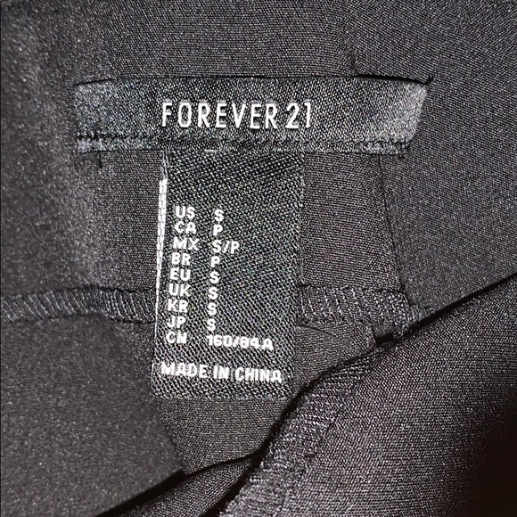 Black overall dress White top not included - Picture 4 of 4